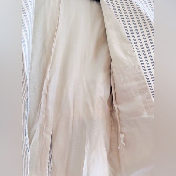 Ron Herman shrunken blazer pin stripe sz 4. Worn once no defects. - Picture 6 of 9